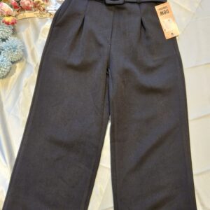 Eleganckie spodnie dziewczęce z paskiem – czarne