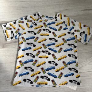 Bawełniana koszulka chłopięca w samochody