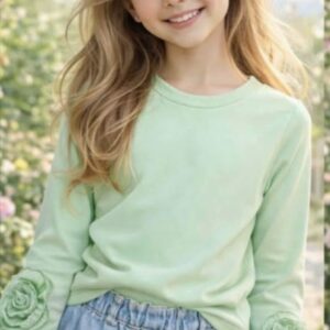 Bluzka z kwiatkiem na rękawku