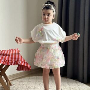 Komplet koszulka + spódniczka w kwiatki