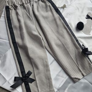 Komplet: bluza z króliczkiem i spodnie w kratkę