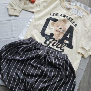 Bluza w zestawie z spódniczką