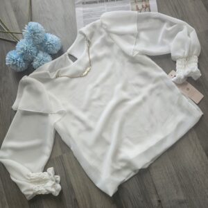 Elegancka biała bluzka dla dziewczynki